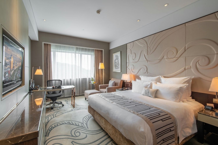 景观商务大床房